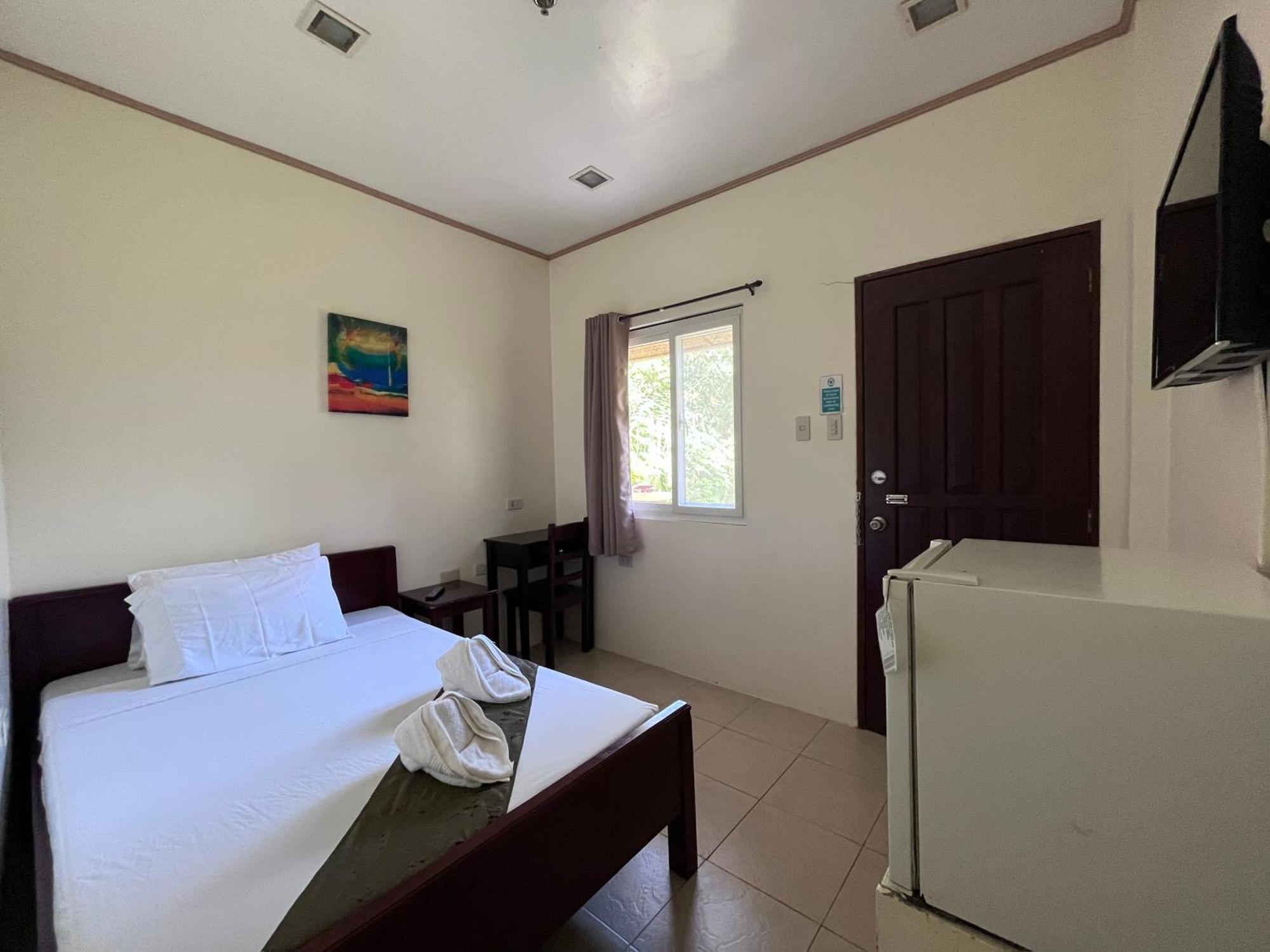 Blue Lagoon Inn & Suites Puerto Princesa Eksteriør bilde