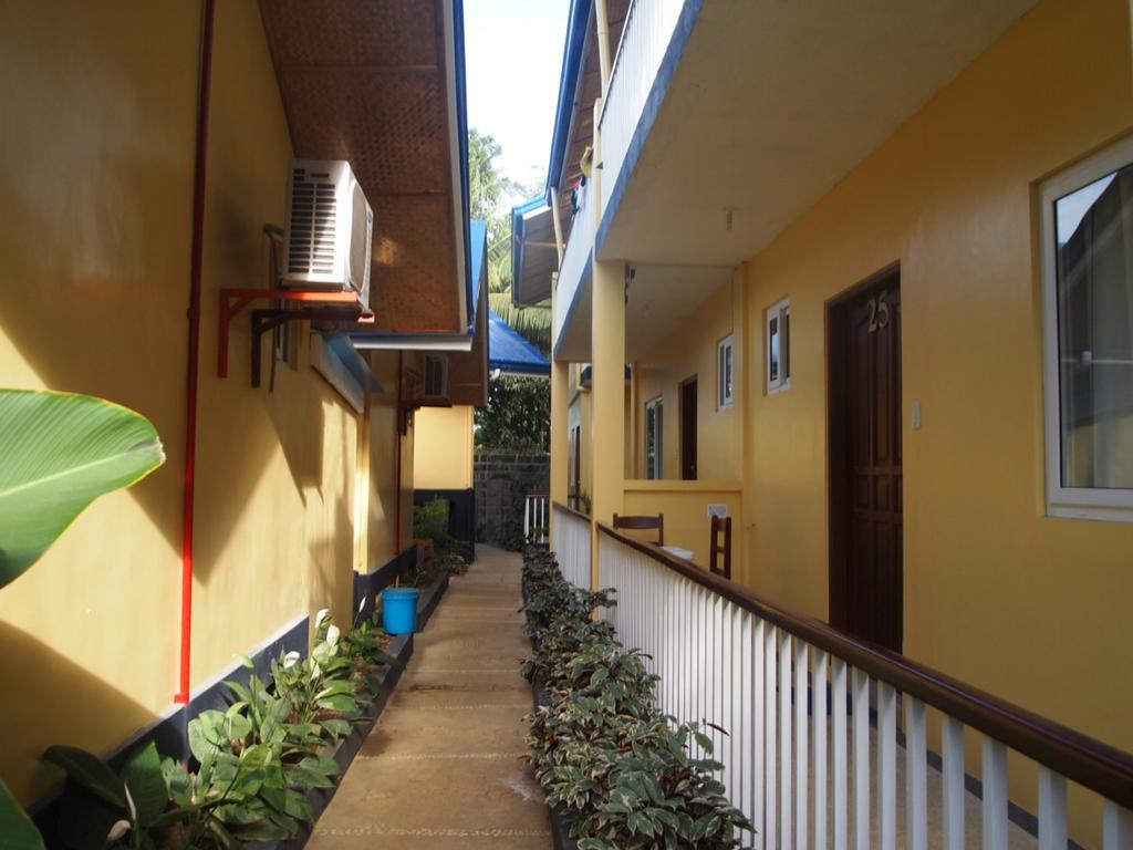Blue Lagoon Inn & Suites Puerto Princesa Eksteriør bilde