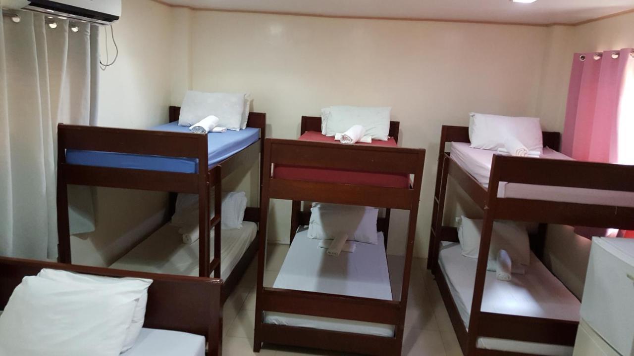Blue Lagoon Inn & Suites Puerto Princesa Eksteriør bilde
